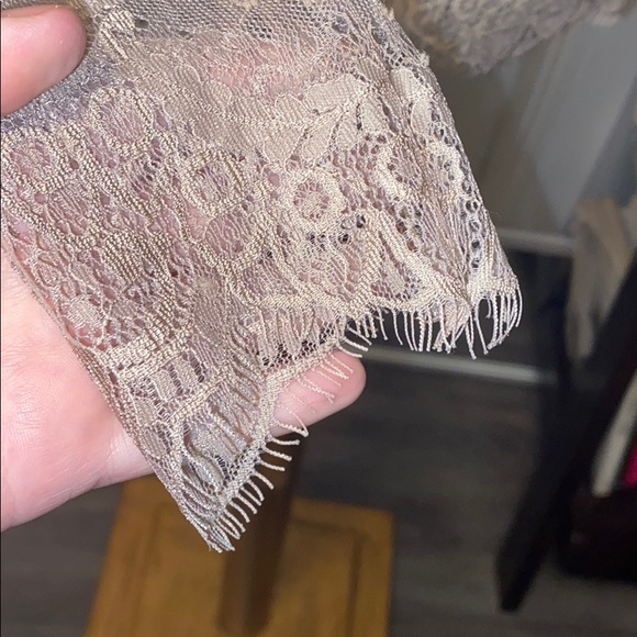 Lacey Taupe blouse - Picture 4 of 6